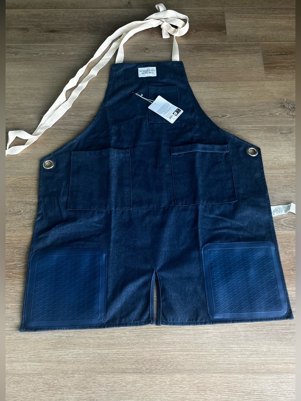 NWT Williams Sonoma Williams Sonoma Ultimate Apron ~ Denim NEW!